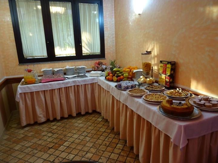 Albergo Ristorante Il Delfino Novara Exteriör bild