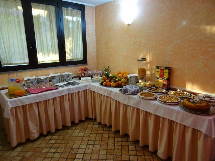 Albergo Ristorante Il Delfino Novara Exteriör bild